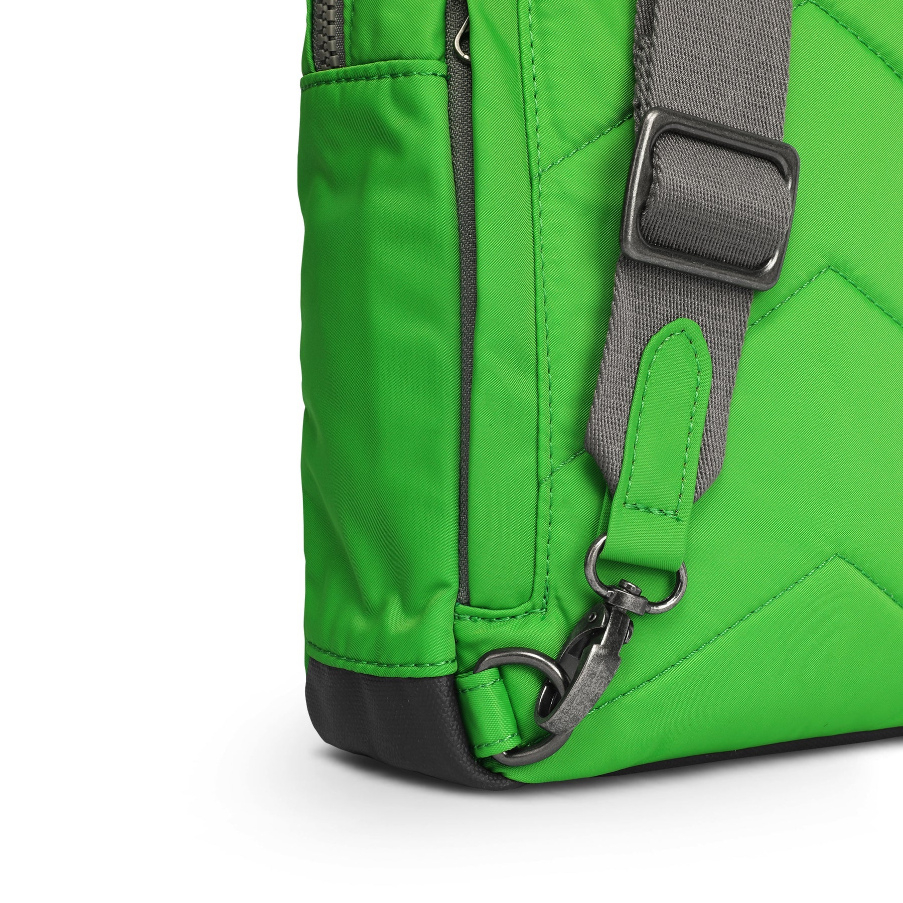 ROKA Willesden B Kelly Green Large Recycled Nylon Bag - OS