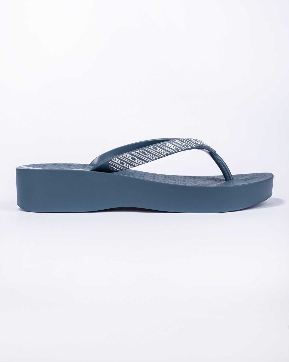 Ipanema Womens Mesh Wedge Links Sandals - Blue