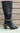 Una Healy Bota alta feminina moderna - corrente preta de vinil