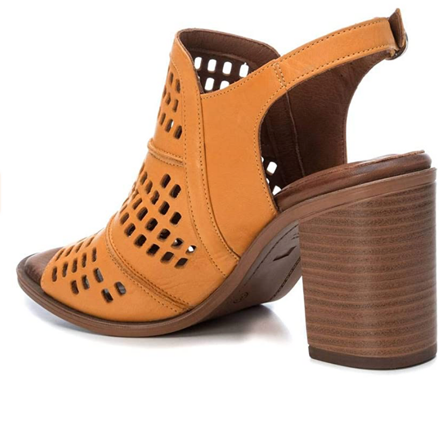 Carmela Womens Amarillo High Heel Sandal