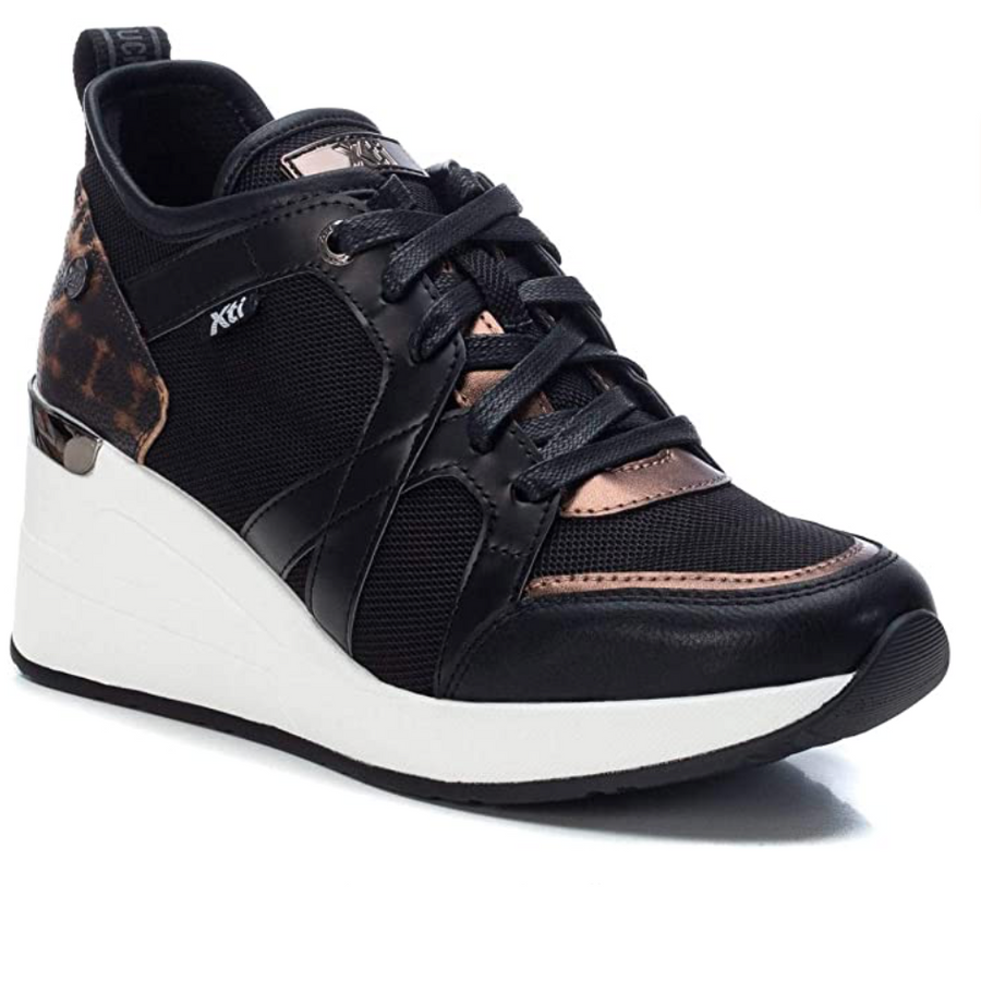 XTI - 44567 - Women's Wedged Fashion Trainer's - Black / Leopard