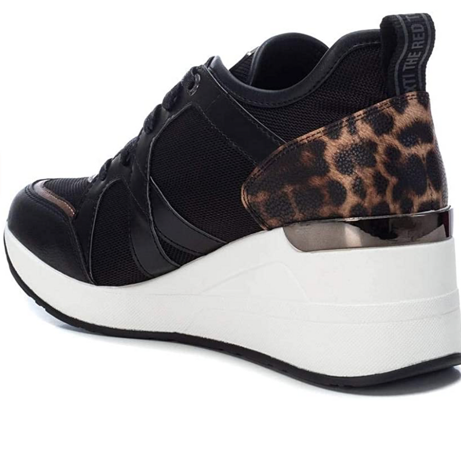 XTI - 44567 - Women's Wedged Fashion Trainer's - Black / Leopard