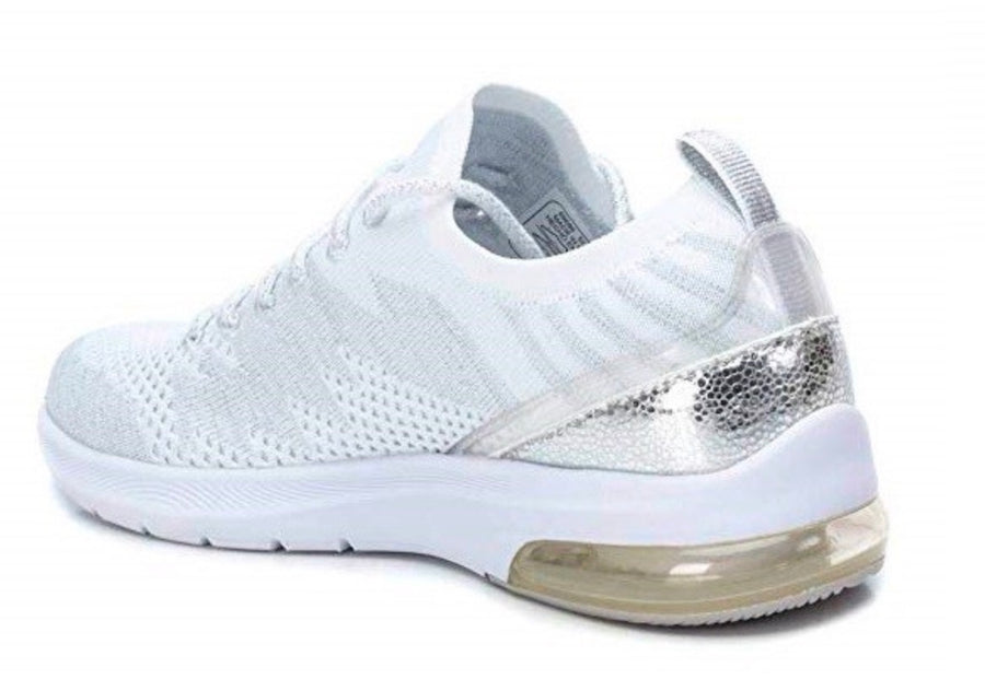 Refresh Womens Mesh Fashion Trainers - White / Silver