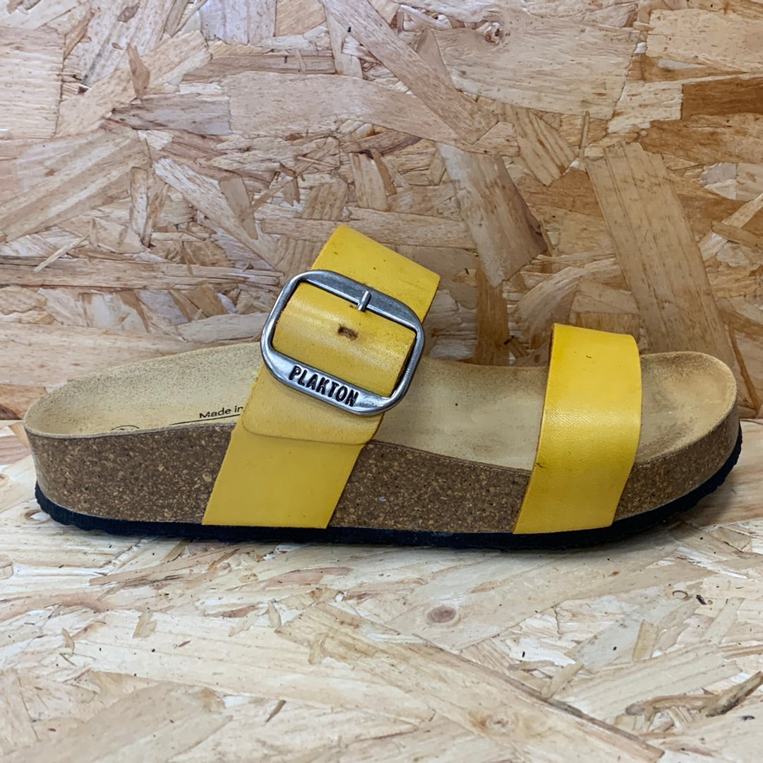 Plakton Womens Alicante Mid Vintage Leather Sandal - Yellow - The Foot Factory