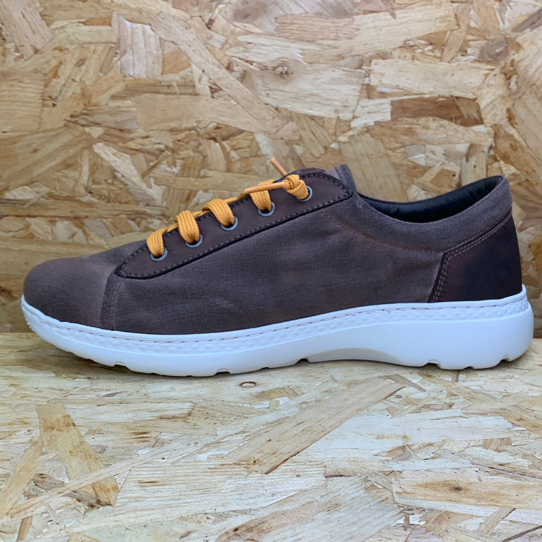 On Foot Mens Organic Cotton Stone Wash Trainers - Brown