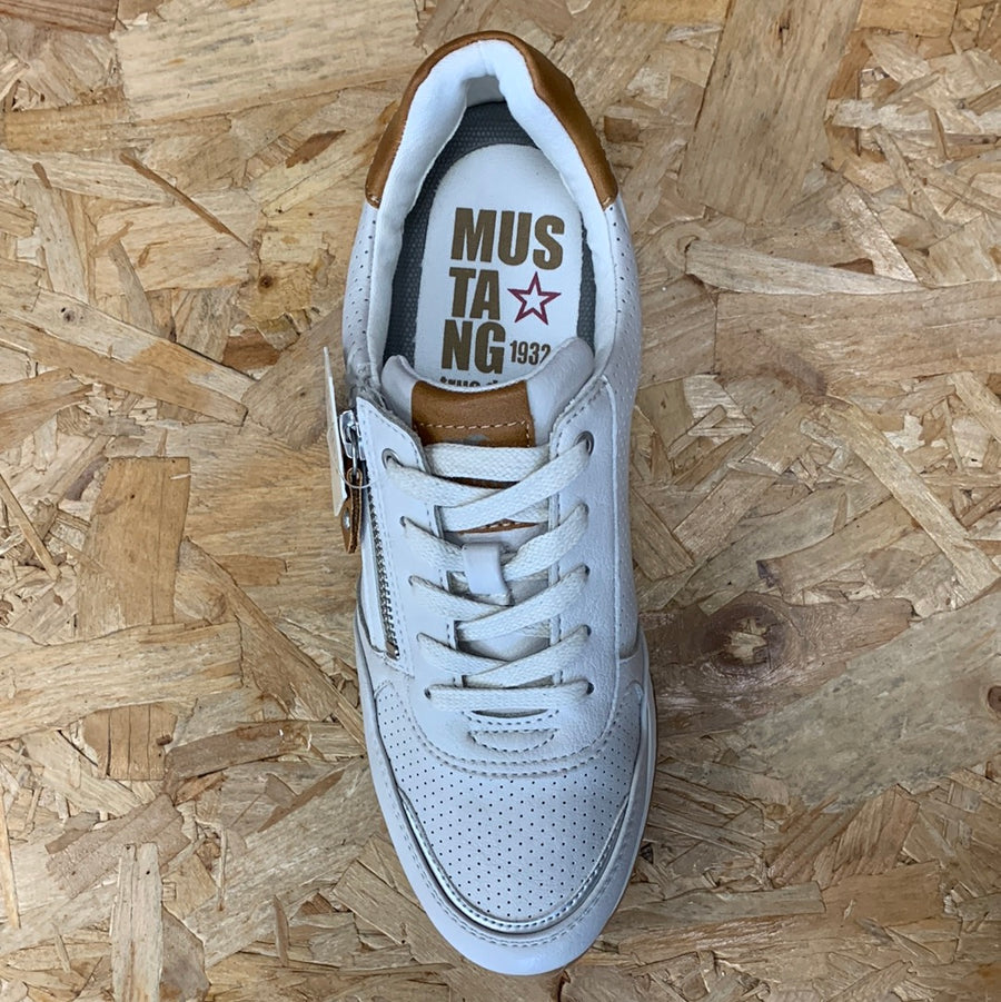 Mustang Womens Fashion Trainers - Ice