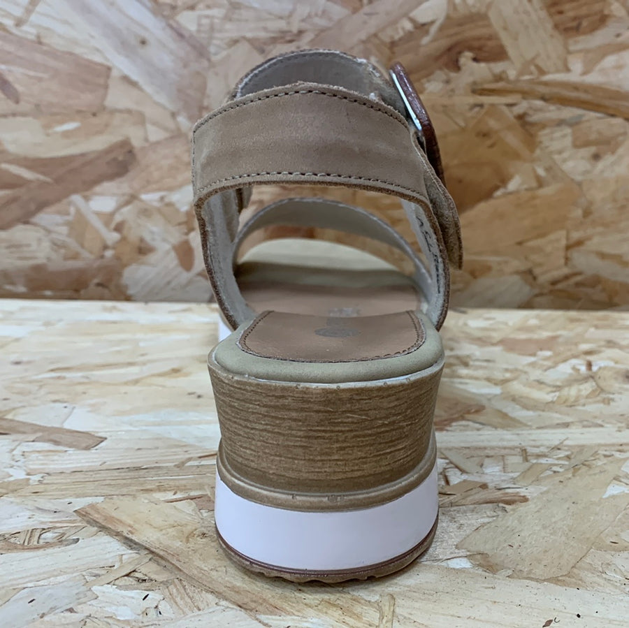 Remonte Womens Fashion Wedged Sandal - Beige