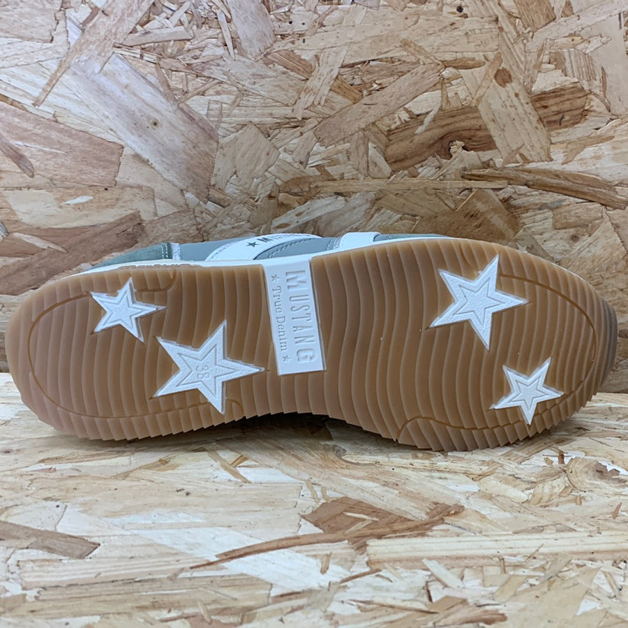 Mustang Womens Fashion Trainers - Green