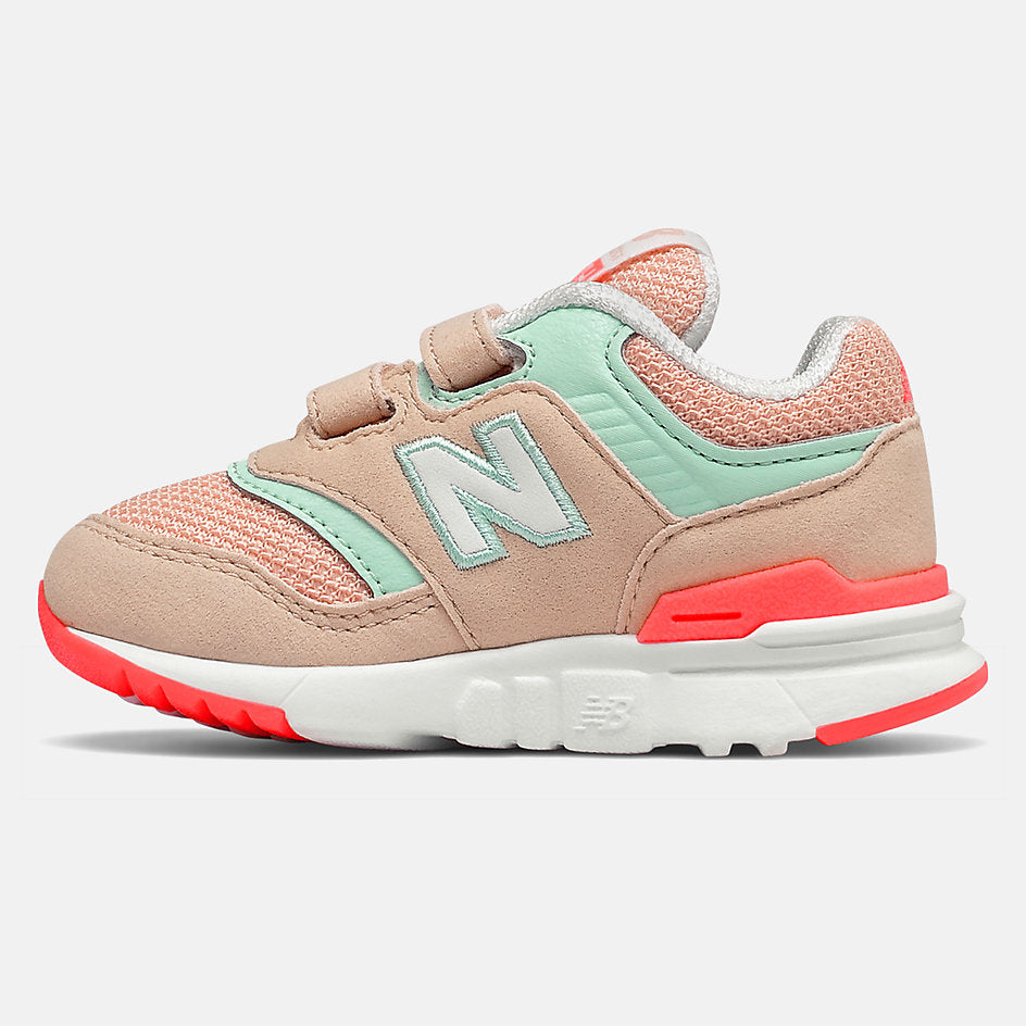 New Balance Infant 997H Trainers - Rose